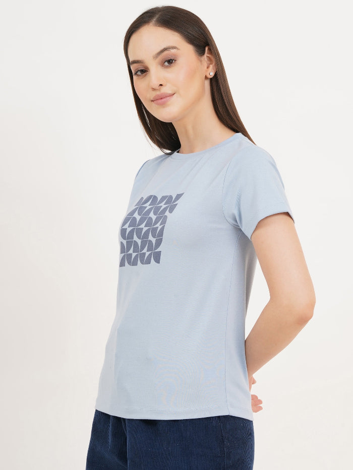 Jacqueline T-shirt- Cake Blue
