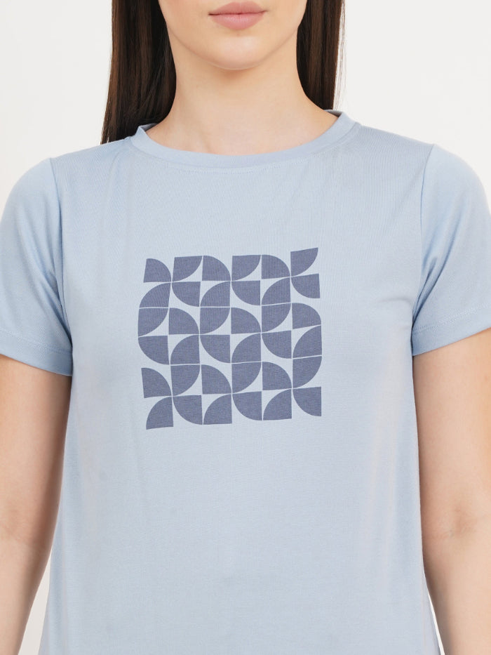 Jacqueline T-shirt- Cake Blue
